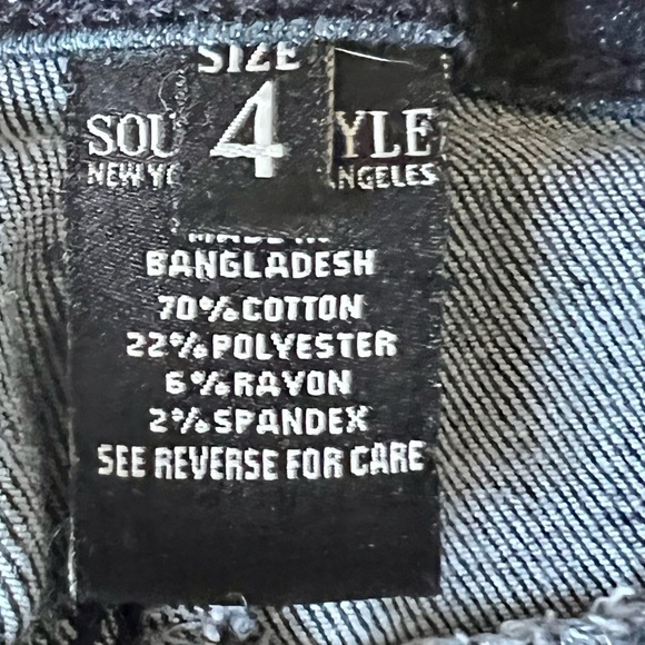 Sound/Style High Rise Jeans - Picture 3 of 4